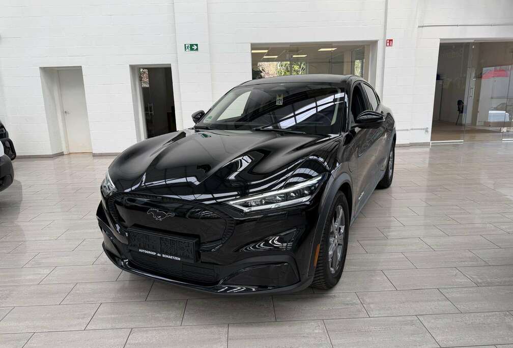 Ford 76 KWH Standard Range