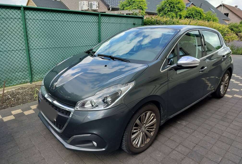 Peugeot 208 1.6 e-HDi Allure STT ETG