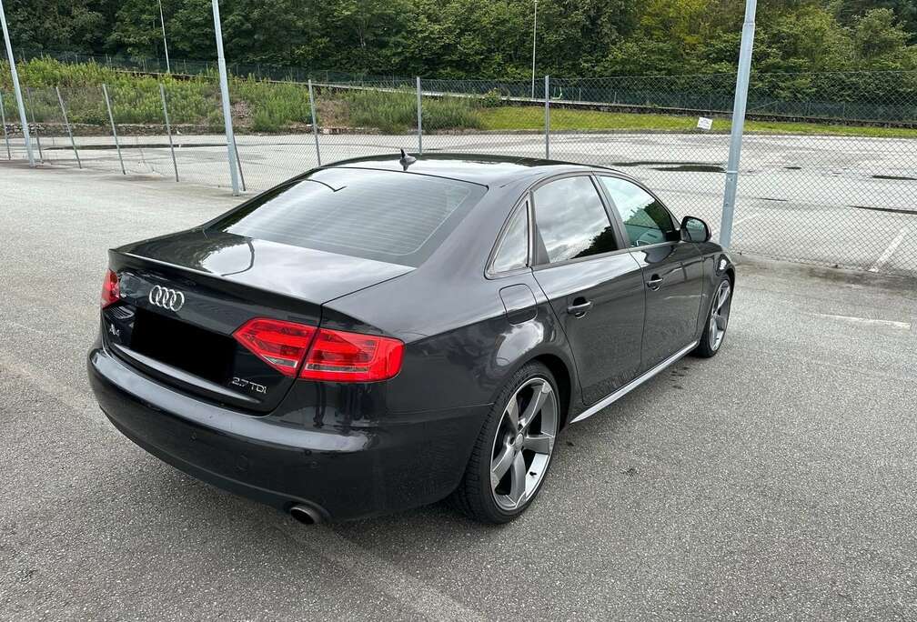 Audi A4 Avant 2.7 TDi V6 DPF Multitronic