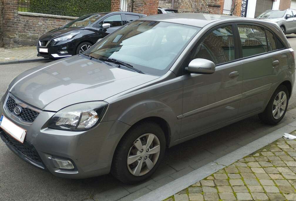 Kia Rio+1.5+CRDi+VGT+Aventura