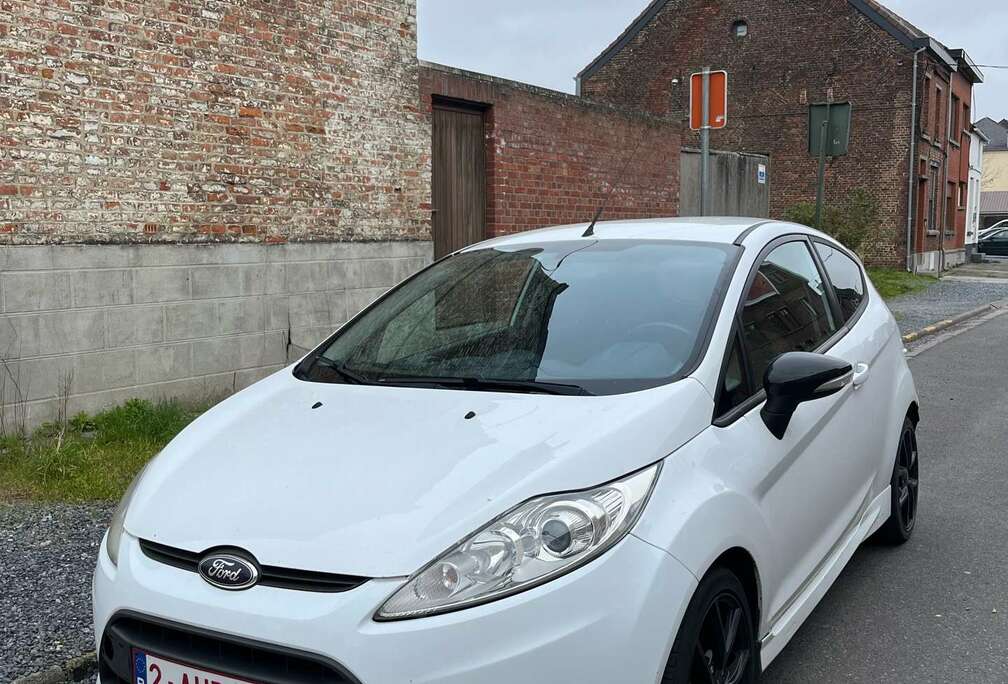 Ford 1.6 TDCi Titanium ECOnetic DPF