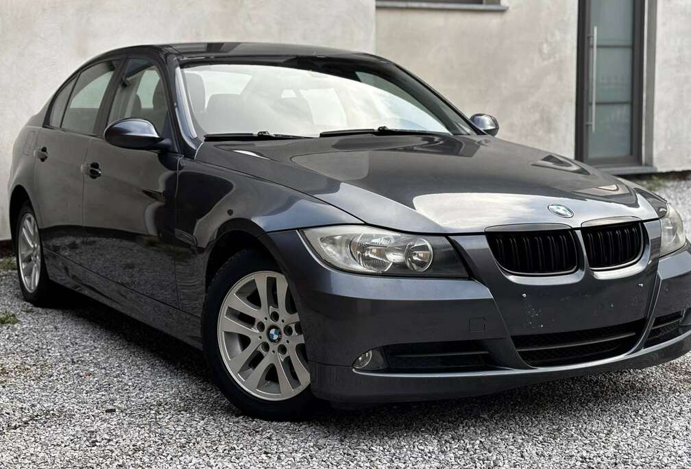 BMW 320iA