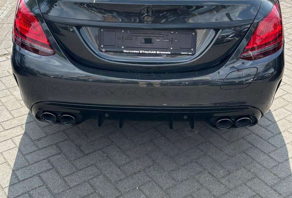 Mercedes-Benz e 4Matic 9G-TRONIC AMG Line