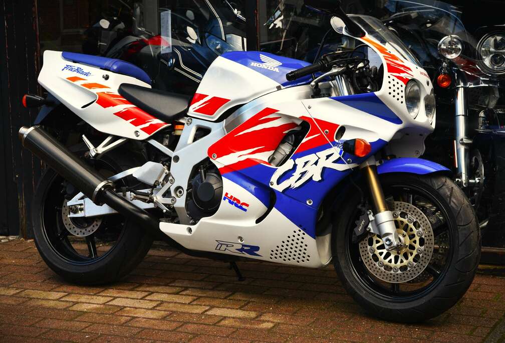 Honda RR FIREBLADE ***MOTO VERTE***