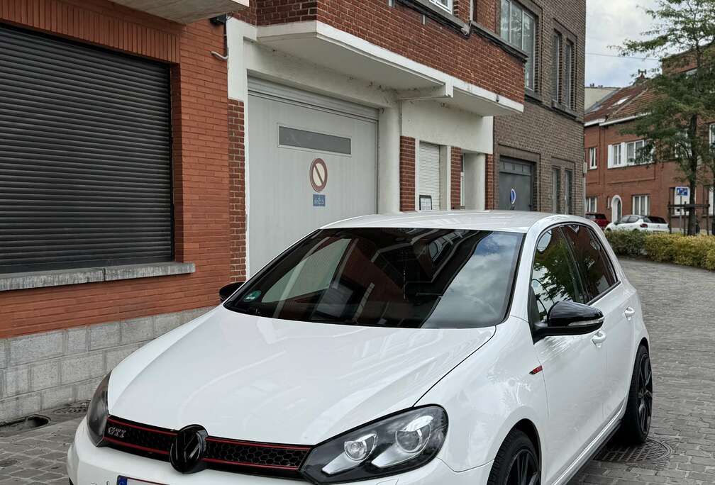 Volkswagen 2.0 TSI DSG