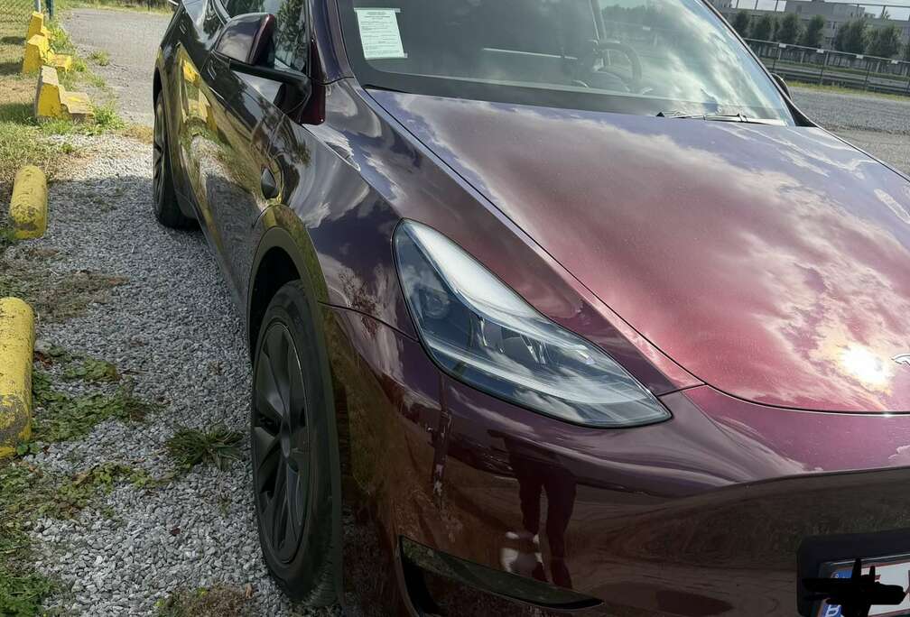 Tesla 72.5 kWh Long Range RWD