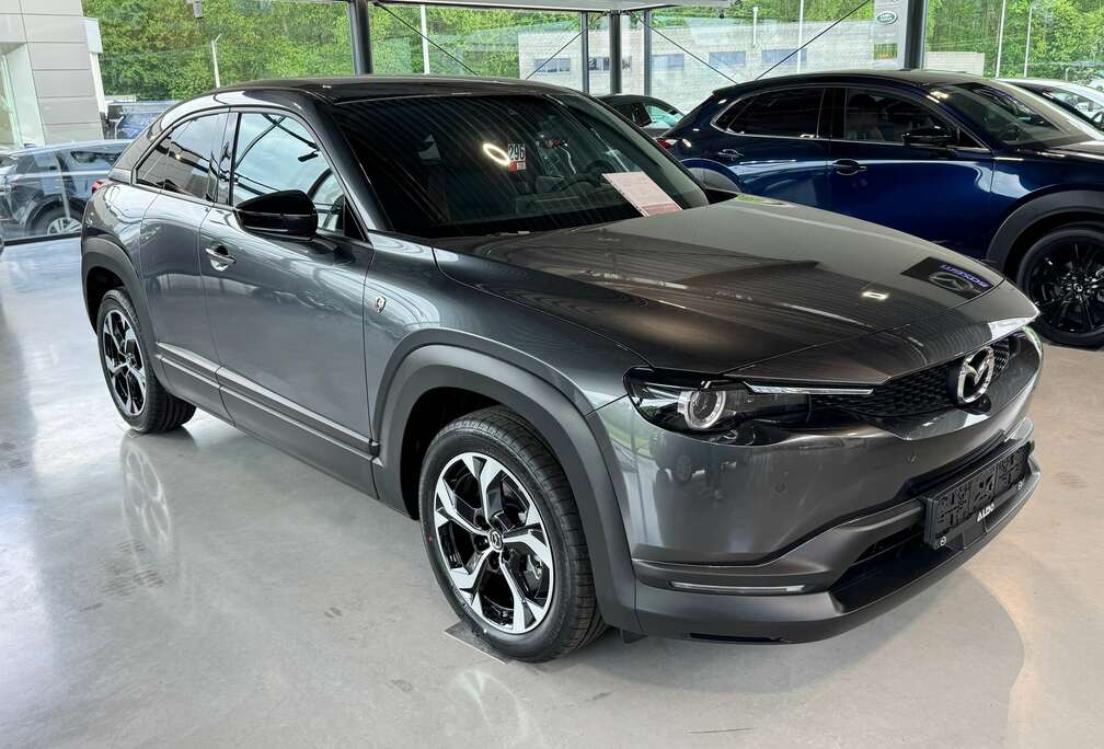 Mazda 17.8 kWh e-SKYACTIV R-EV Makoto (125kW) STOCK