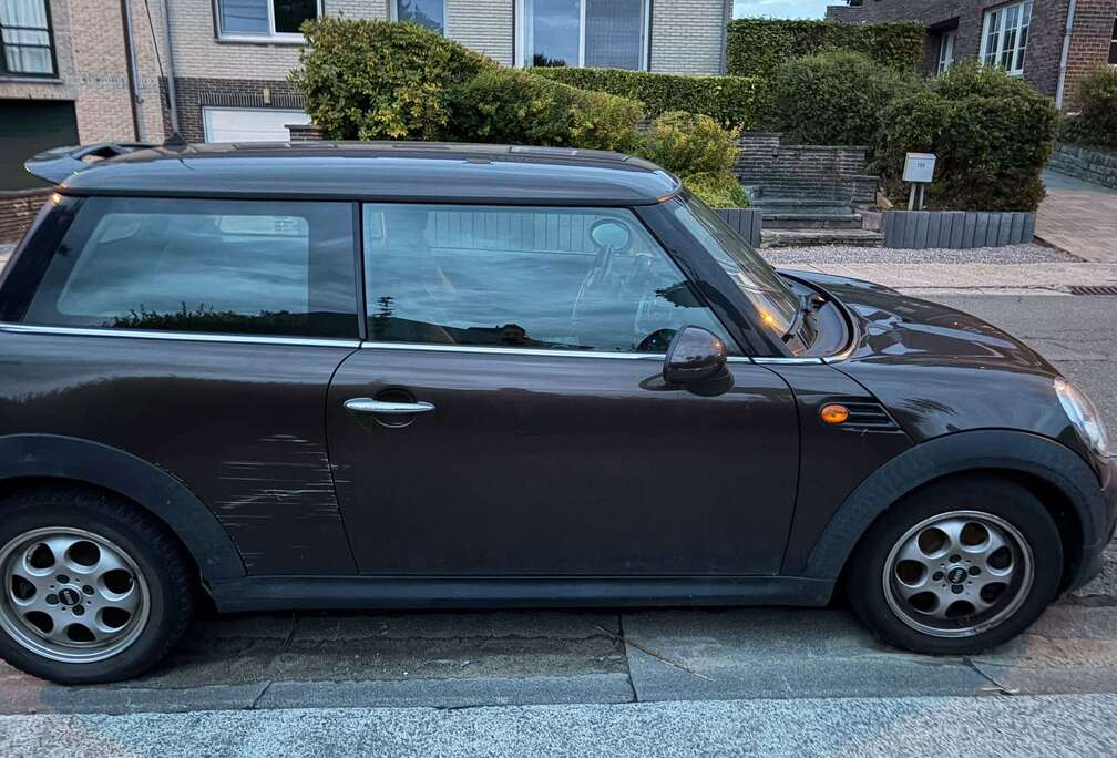 MINI 1.6i Camden