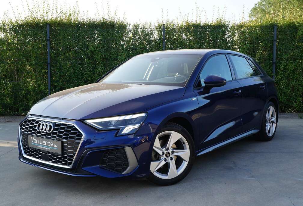 Audi A3 30 TFSI Sportback S-tronic S-Line 12m Garantie