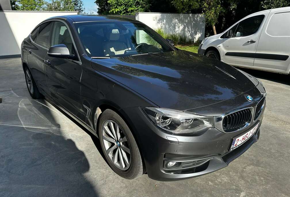BMW 330i xDrive GT Aut. Luxury Line