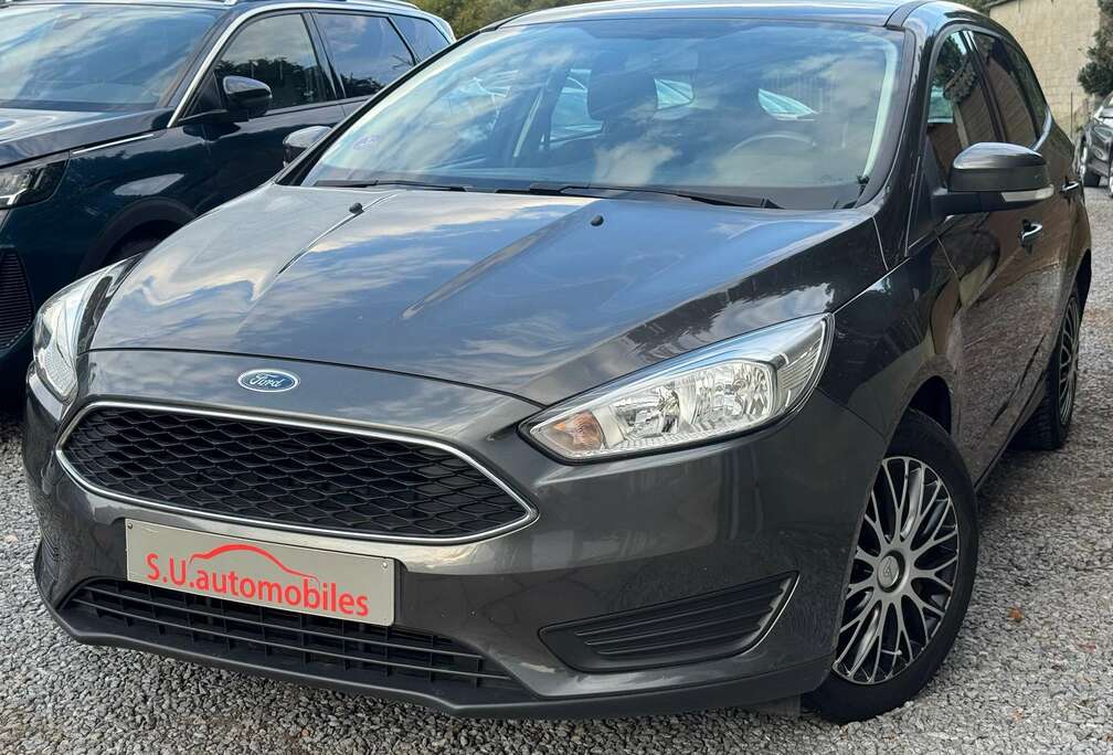 Ford 1.0 EcoBoost Trend Clim/Pdc/Entree Aux./Gar 12Mois