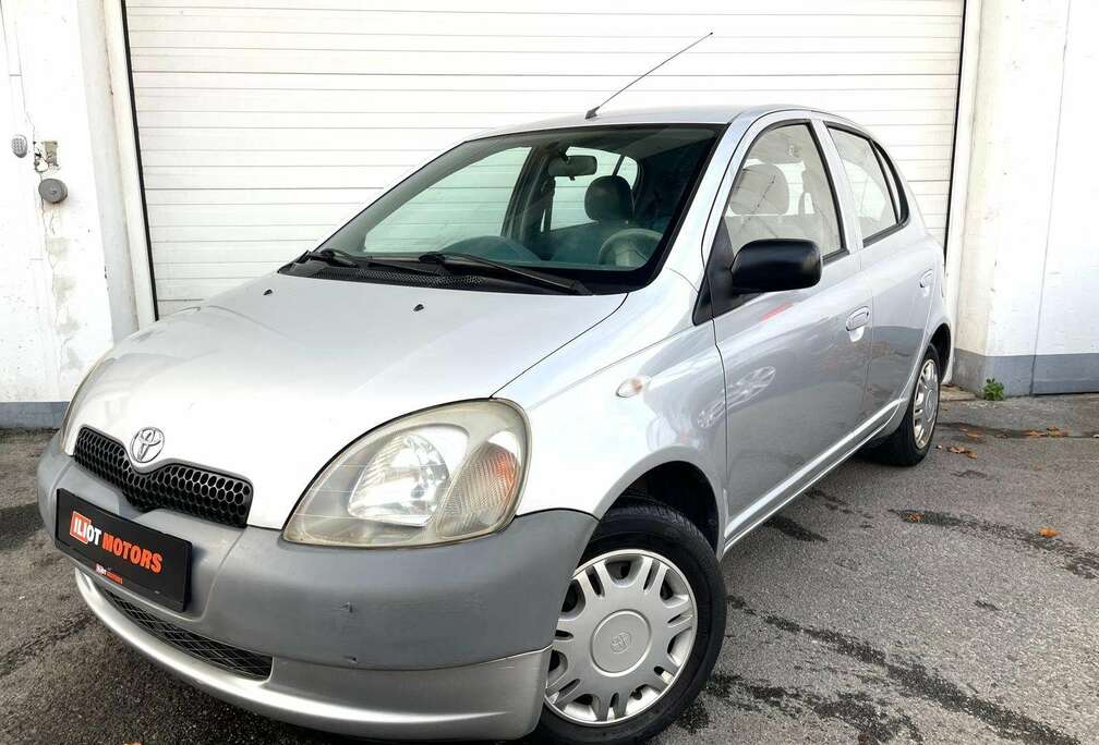 Toyota BENZINE*5DEUREN*144.000KM