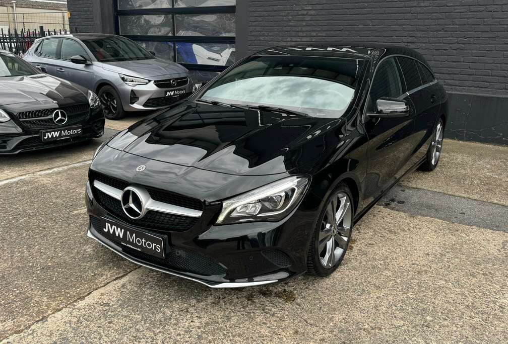 Mercedes-Benz * Benzine * 2019 * 71225km