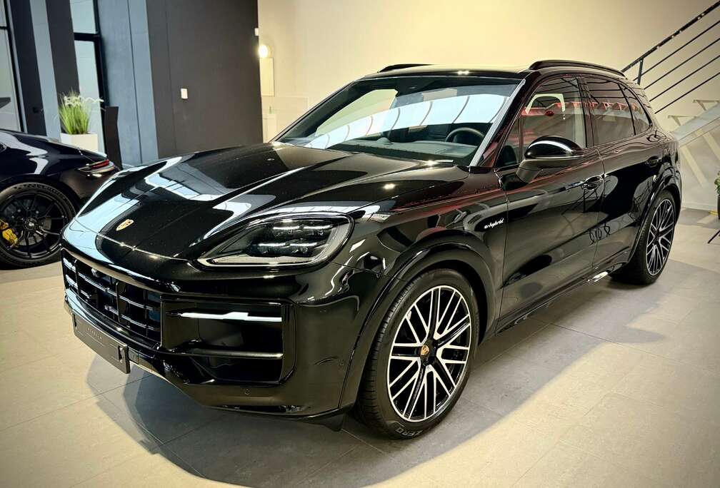Porsche Cayenne E-Hybrid * Top Config *