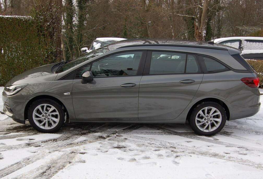 Opel Astra Sports Tourer 1.2 Turbo Elegance S/S (EU6AP)