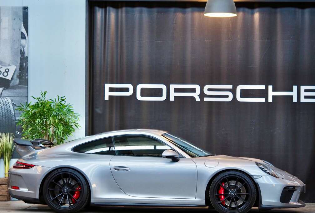 Porsche 991.2 GT3 4.0 PDK * 1st paint * Mint Condition *