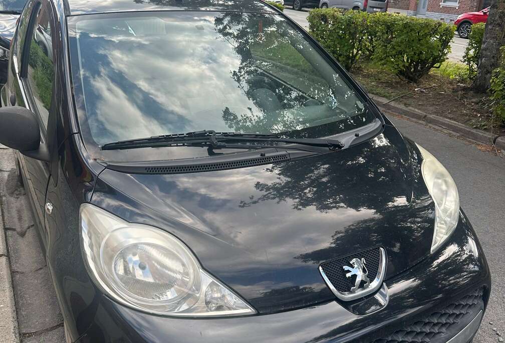Peugeot 107 1.0i Urban Move