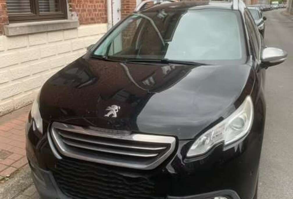 Peugeot 2008 1.2i PureTech Active S