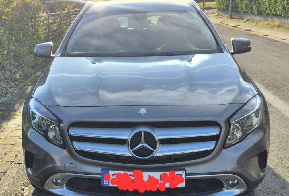 Mercedes-Benz GLA 200 d