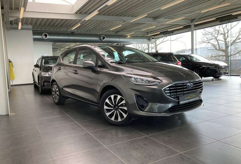 Ford TITANIUM BENZINE MHEV AUTOMAAT NIEUW OKM