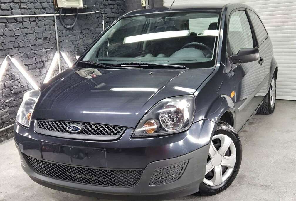 Ford 1.3i Ebony