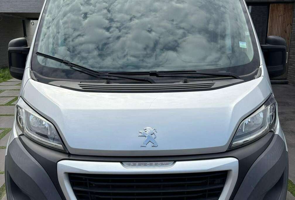 Peugeot Boxer HDi 330 L2H2 Pro