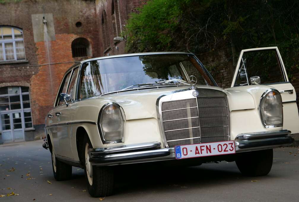 Mercedes-Benz