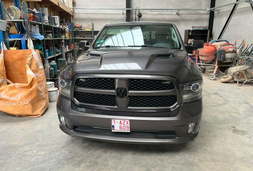Dodge Hemi 1500 sport