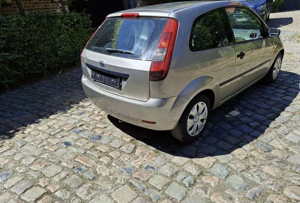 Ford 1.3i Ambiente
