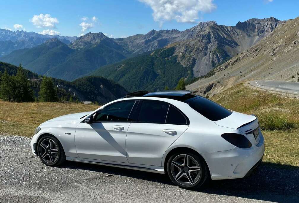 Mercedes-Benz 4Matic 9G-TRONIC