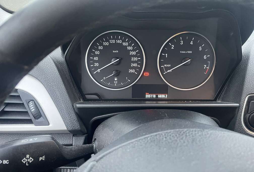 BMW 118i 3p Sport E6