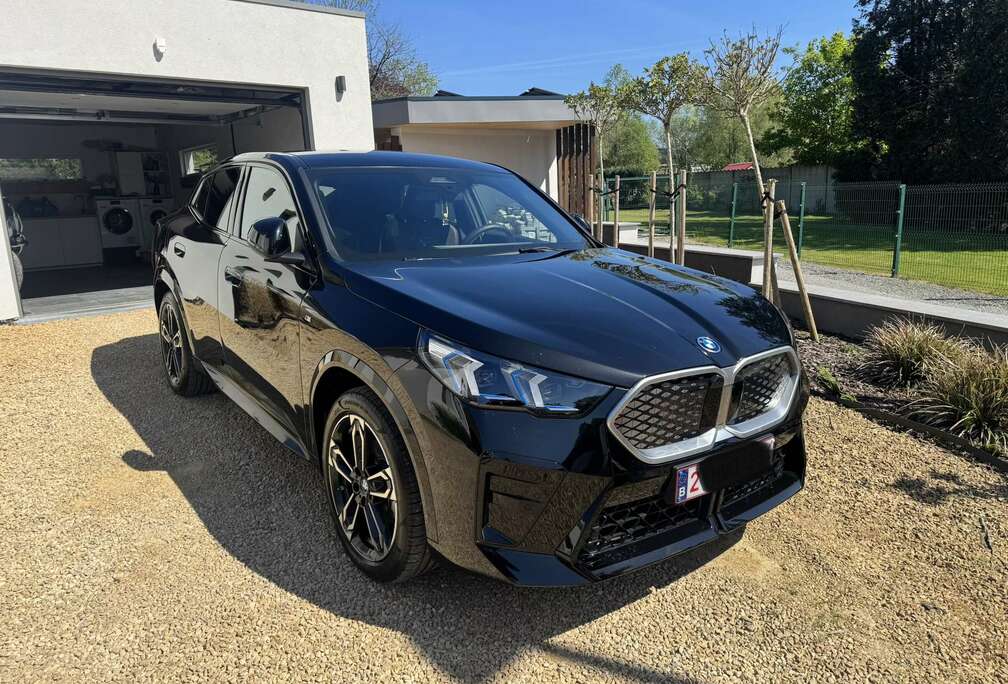 BMW iX2 66.5 kWh eDrive20 M EditionM Edition