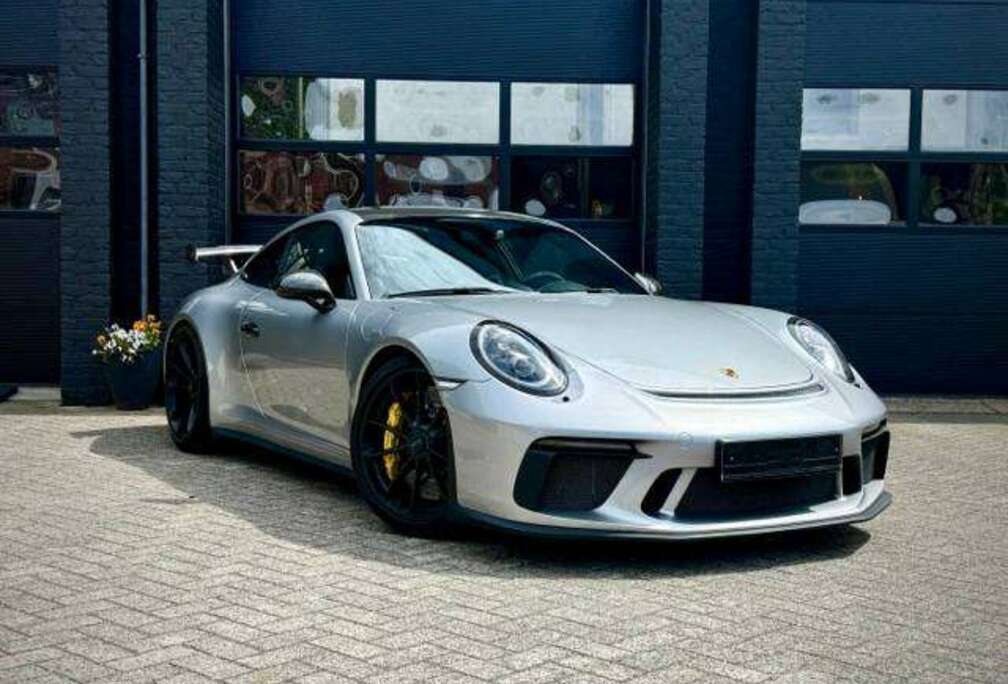 Porsche 911 GT3 * Manual Gearbox * Carbon *
