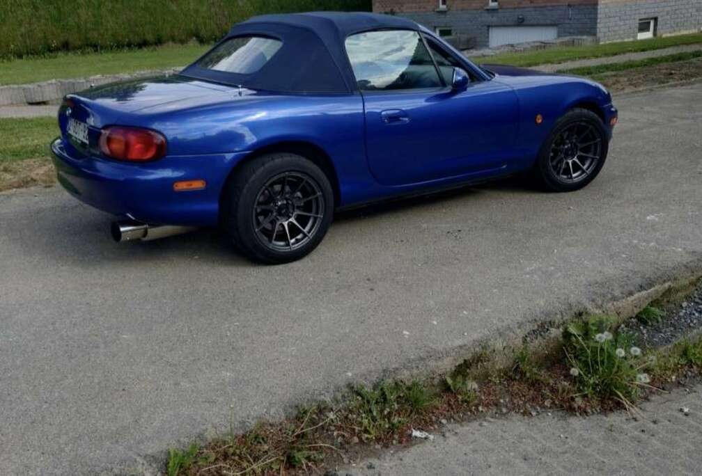 Mazda MX5 1.8i 10th anniversaire