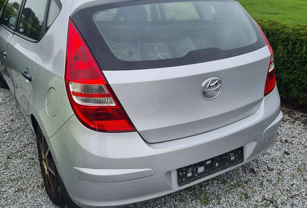 Hyundai 1.4i 16v Comfort