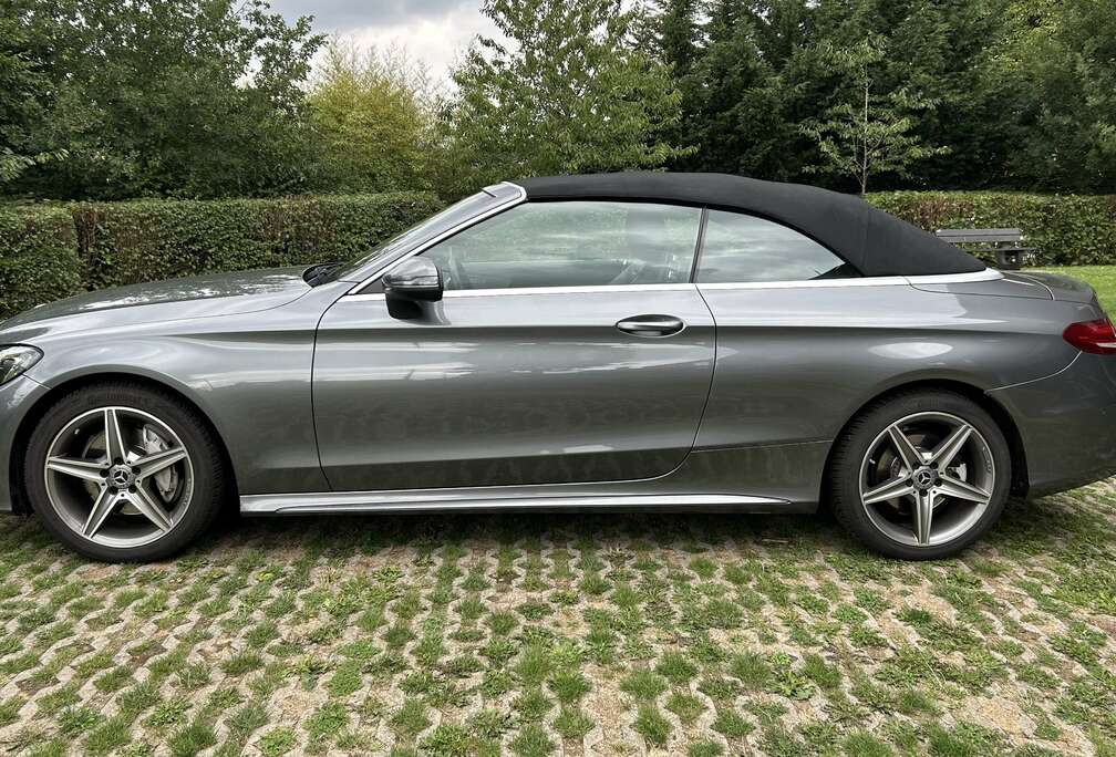 Mercedes-Benz Classe Cabriolet 9G-Tronic AMG line