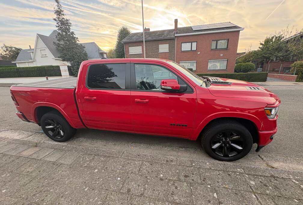 RAM 1500 Crew Cab Longbed Laramie