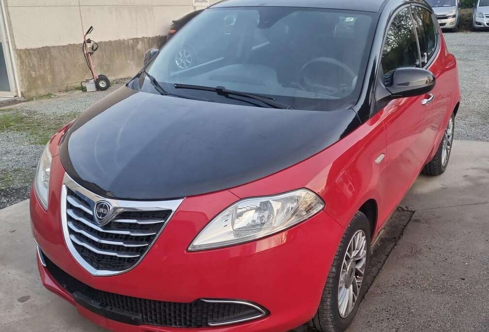 Lancia Ypsilon 0.9 TwinAir Platinum