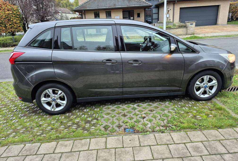 Ford 1.5 TDCi Euro 6b Distributieriem vervangen bij 114