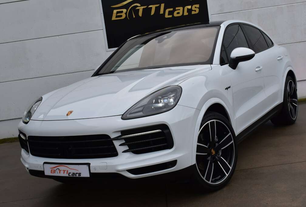 Porsche Coupé* E-hybrid* Platinum Edition