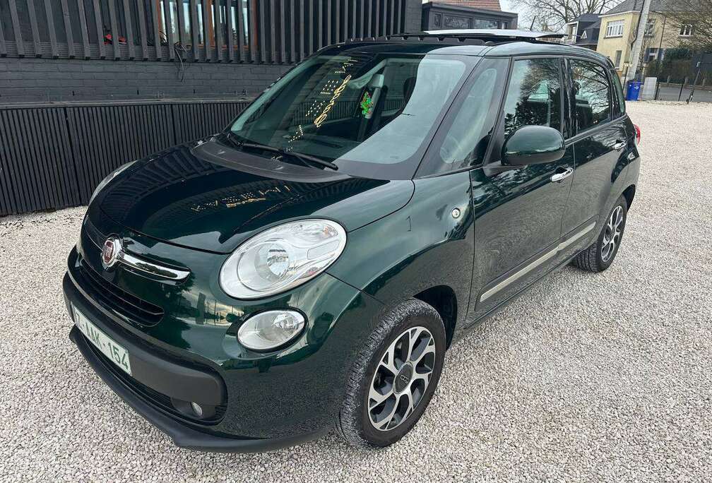 Fiat 500L * 40.433 KM  TOIT PANO OUVRANT *