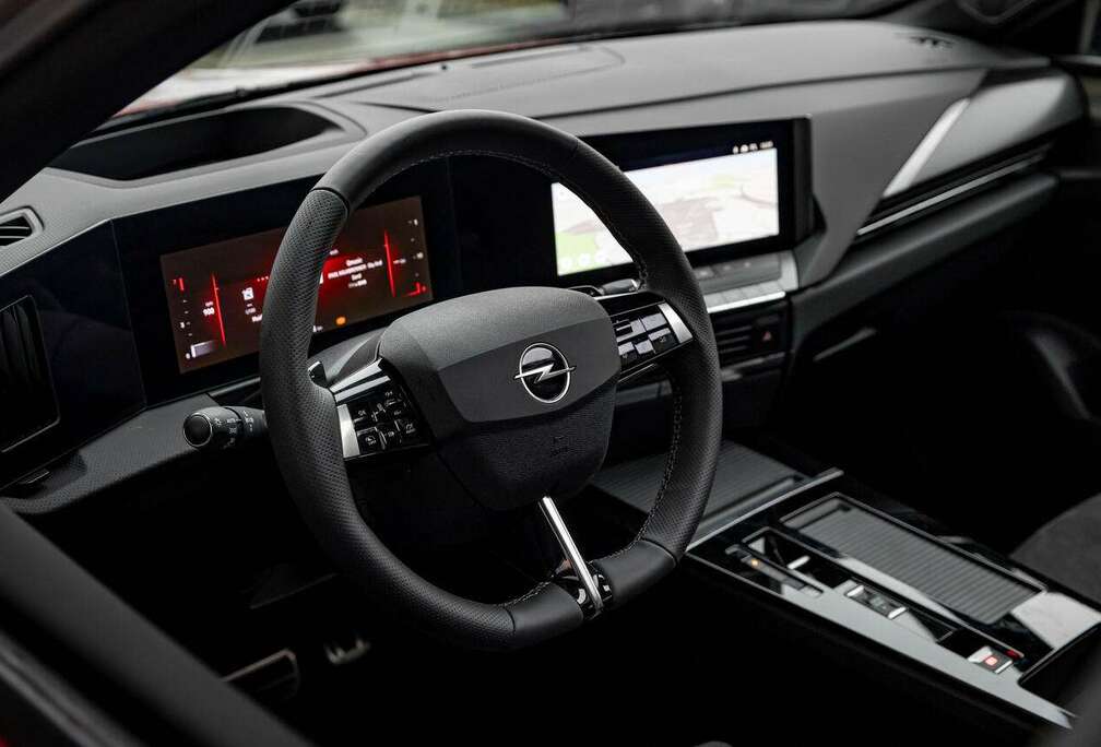 Opel Plug-in Hybrid 180 PK  Ultimate  Alcantara  ...