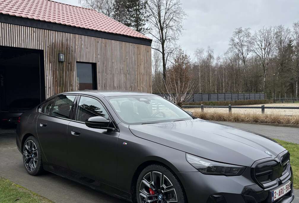 BMW M60