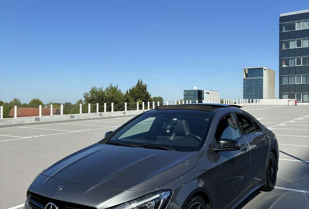 Mercedes-Benz AMG pack/ Night Edition