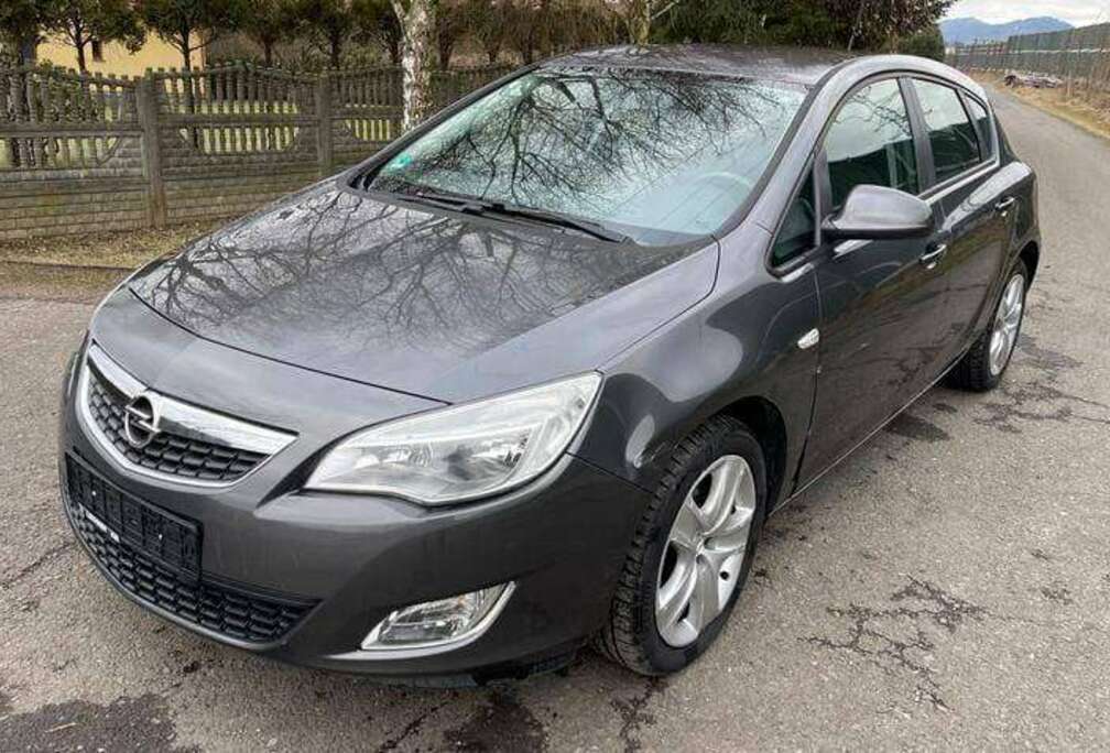 Opel 1.4i NZ Comfort