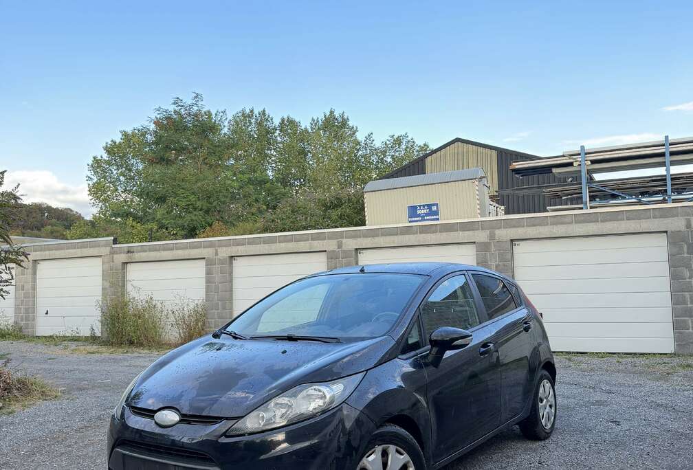 Ford 1.6 TDCi Avec Demande Immatriculation