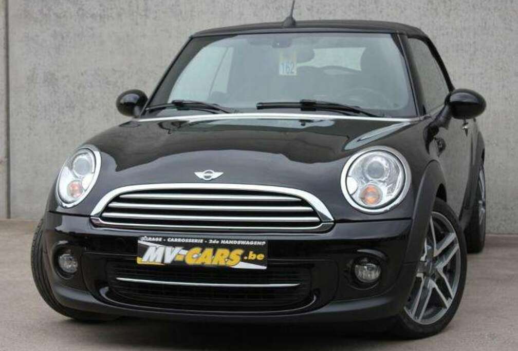 MINI Mini Cabriolet 1.6i Cooper/navi/bluetooth