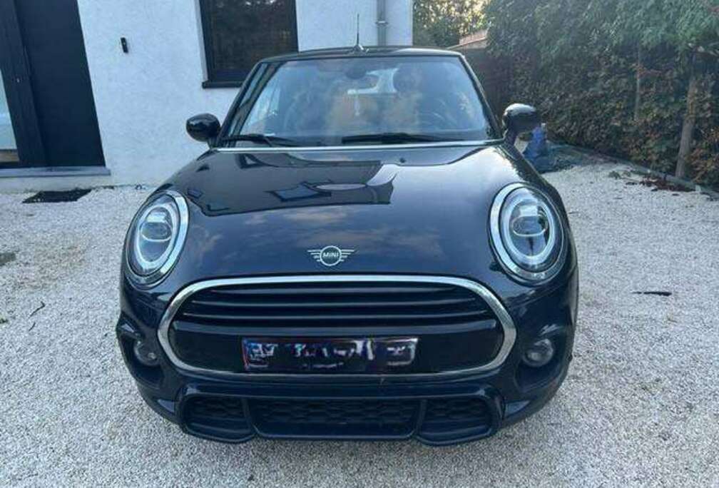 MINI John Cooper Works Trim