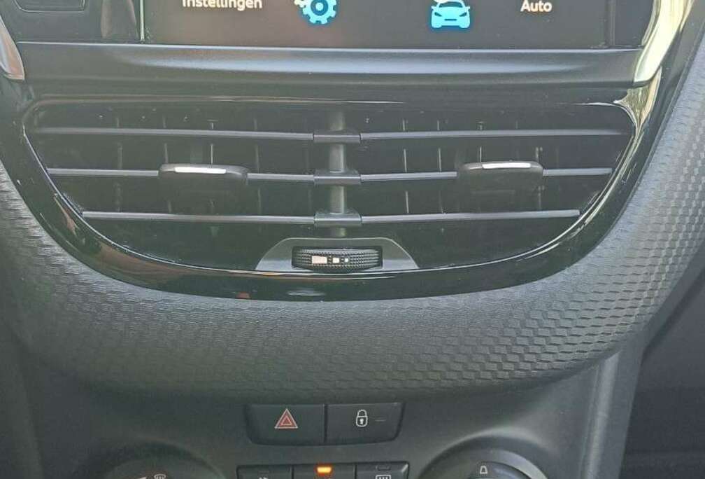 Peugeot 1.6 BlueHDi Style