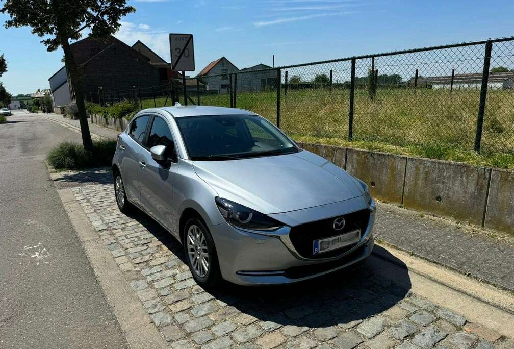 Mazda 2 SKYACTIV-G 90 M HYBRID Center-Line